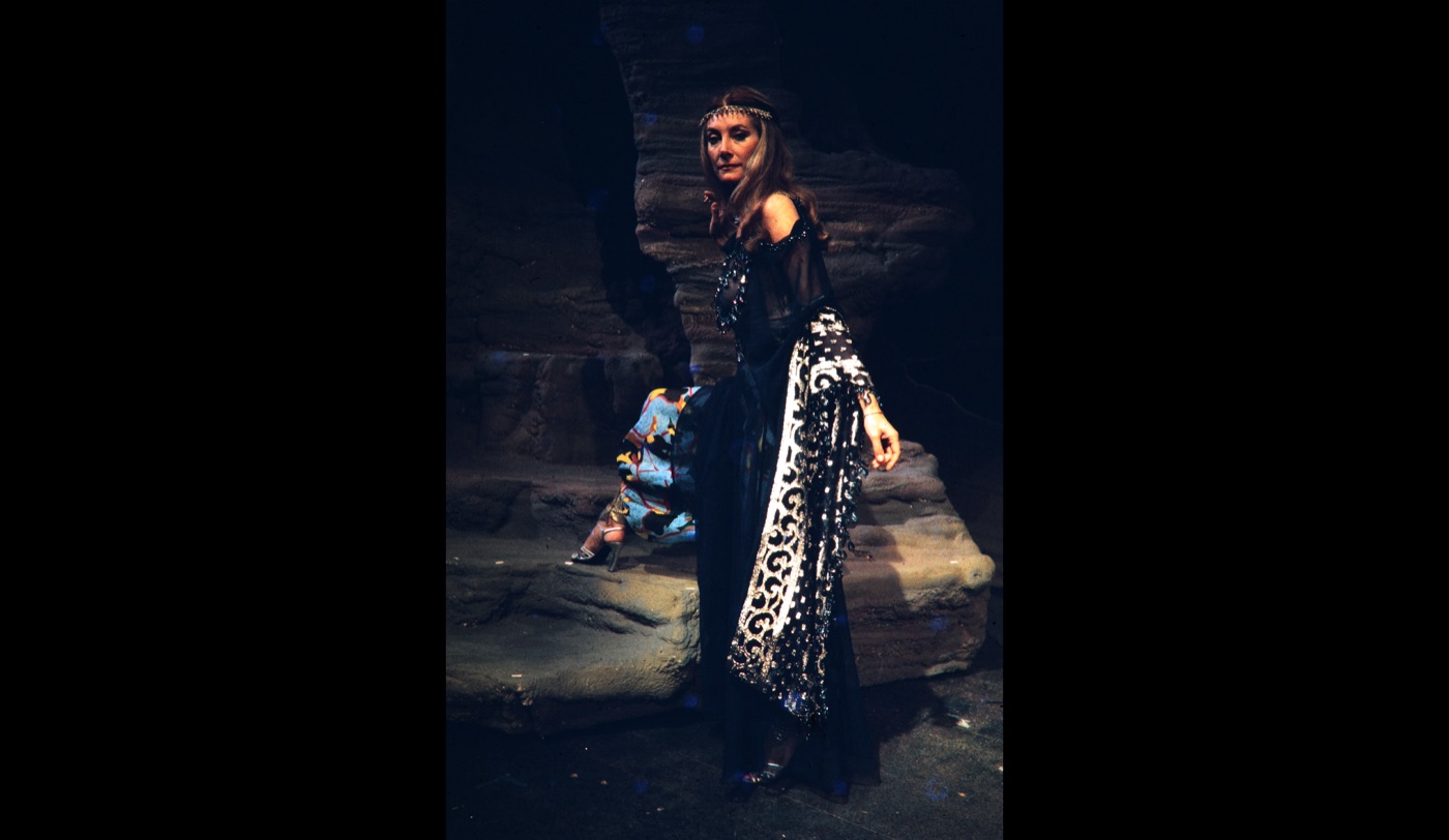 Jean Marsh costume design, Too True to be Good